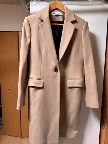ZARA 베이지 체스터 코트 M 사이즈