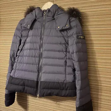 컨디션 최상 TATRAS 네이비 숏 다운 자켓 사이즈 3