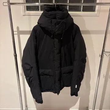 DAIWA PIER39 GORE-TEX 블랙 다운 자켓