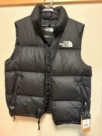 THE NORTH FACE M 96 RETRO NUPTSE VST