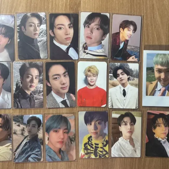 방탄소년단 포카 팝니다