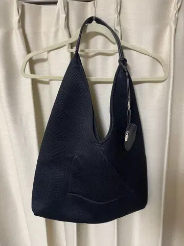 블랙 메쉬 숄더백