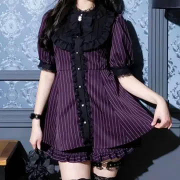 NOEMIE 노에미 고딕 요크 프릴 셋업 셋업 보라색