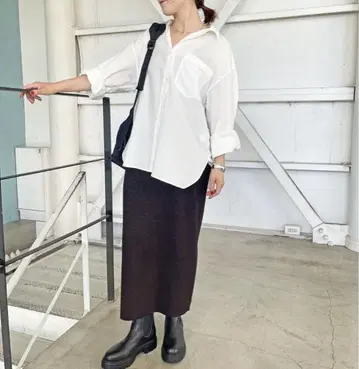 Spick and Span 라메립 니트 타이트 스커트