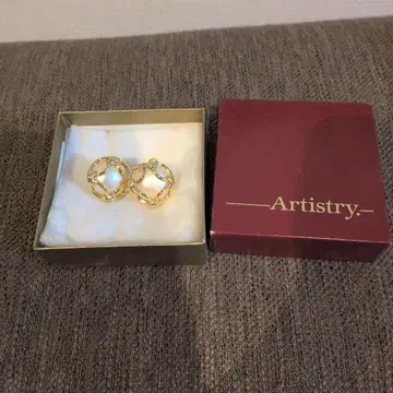Artistry 골드 펄 귀찌 빈티지