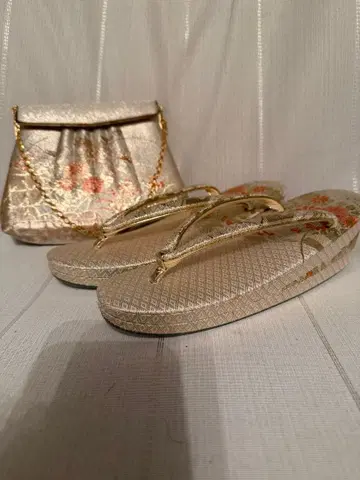 꽃무늬 골드 조리 다목적 사용입니다