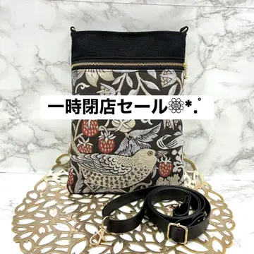 일시 휴업 세일 [ 윌리엄 모리스 딸기 도둑 ] 숄더백