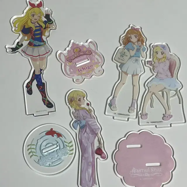 아이카츠 아이엠스타 이치고 아카리 아크릴스탠드 양도