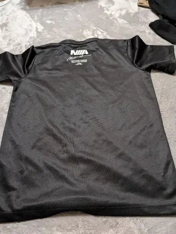 MATIN AVENIR 블랙 T셔츠