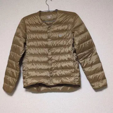 골드 다운 이너 자켓 버튼 포함