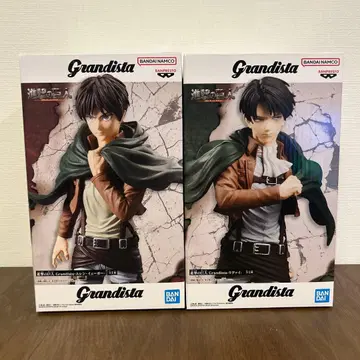 진격의 거인 리바이 엘렌 피규어 2체 세트