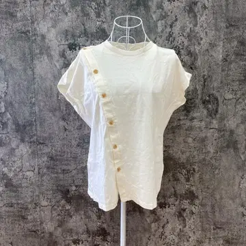 화이트 반팔 버튼 셔츠