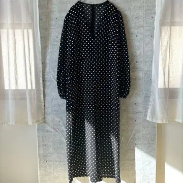 자라 도트 무늬 올인원 팬츠 V넥 포멀 오케이션