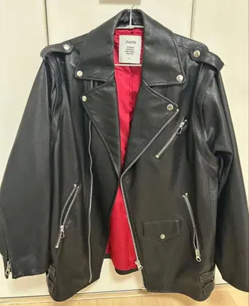 블랙 가죽 자켓