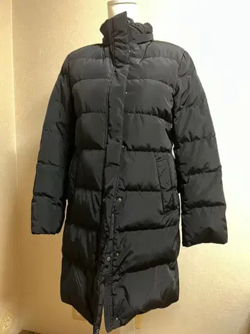 블랙 다운 코트 후드 부착 UNIQLO