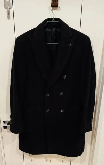 라르디니 더블 체스터 코트 블랙 사이즈 46 울 100%