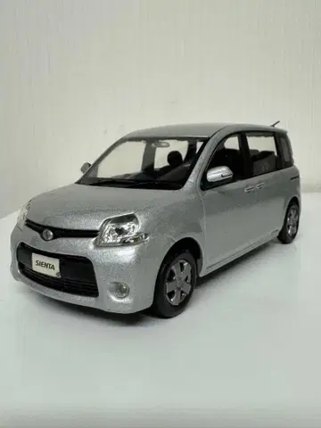 도요타 Sienta 시엔타 DICE 컬러 샘플 미니카 레어