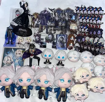 제5인격 사진가 조셉 묶음 판매 약 300점