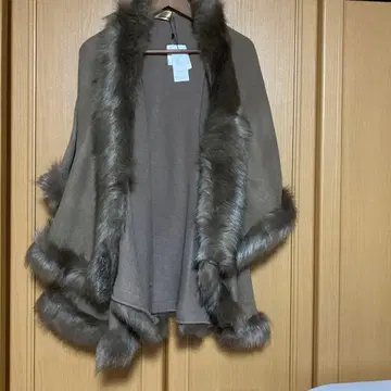 수영장 스튜디오 퍼 달린 판초 케이프 코트