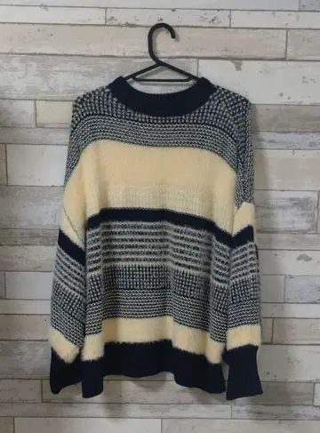 [ 새상품급 ] 루즈핏 니트 BouJeloud 부즈루드