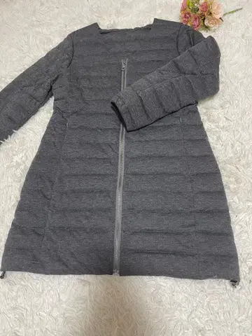 메이슨 그레이 새상품급 다운 코트 노카라 다크 그레이 S 사이즈