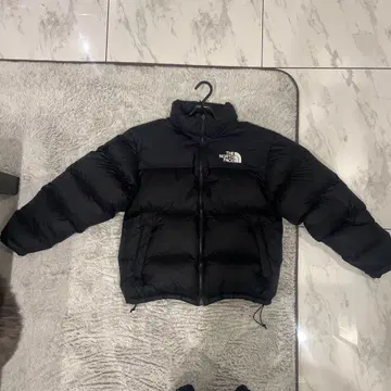 더 노스페이스 블랙 다운 자켓