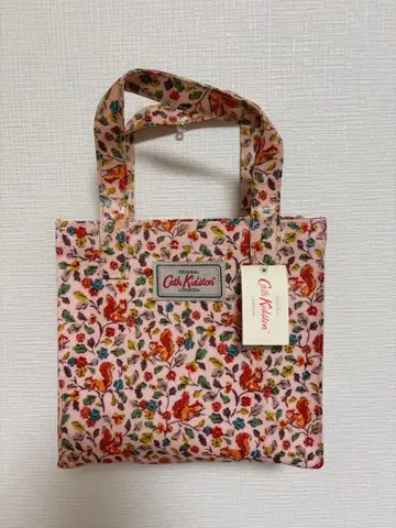 캐스 키드슨 스몰 북백