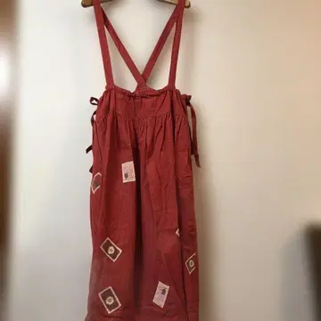 핑크하우스 꽃무늬 패치 빨간색 롱 점프 스커트