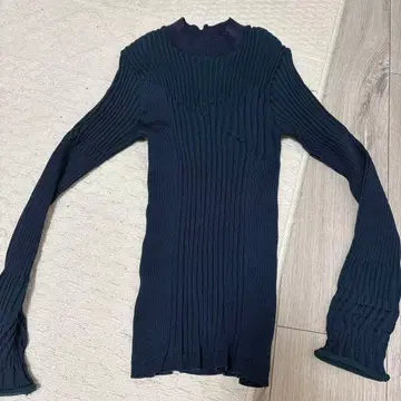 UNITED TOKYO 네이비 니트