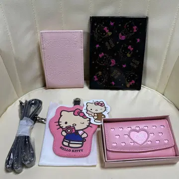 헬로키티 거울 포함 파우치 및 카드 케이스 세트