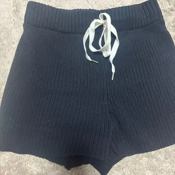 ENVYM 블랙 리브 숏팬츠