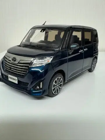 도요타 ROOMY 루미 컬러 샘플 미니카