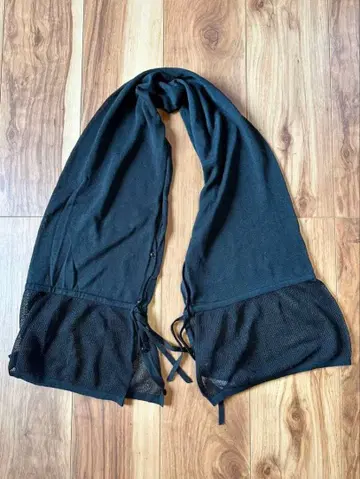 아쿠아 스큐텀 슬리브 숄