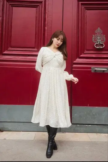 Herlipto Moon Glow Dot Pleated Dress S