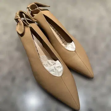 새상품 FABIO RUSCONI 베이지 스틸레토 펌프스