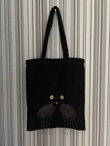 HARDY NOIR CAT IN DA HOUSE 크로네코 토트백