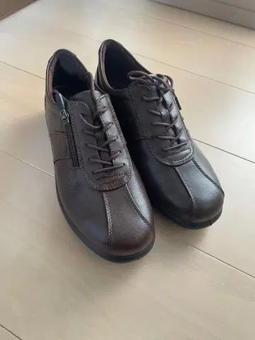 [ 여성 주스 ] 다크 브라운 지퍼 포함 24.0