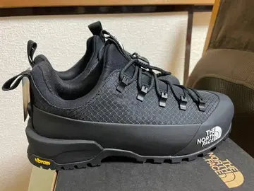 노스페이스 스니커즈 블랙