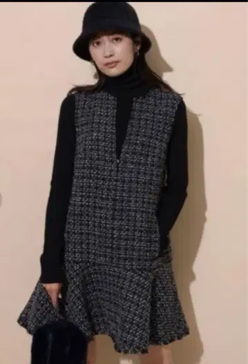 Apuweiser riche 트위드 페플럼 원피스