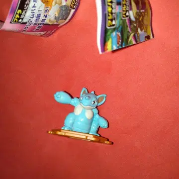 풀컬러 스타디움 포켓몬 니드퀸 설명서 포함 피규어