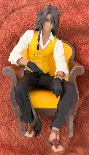 트위스테 프리미엄 그레이스 시츄에이션 피규어 레오나 상자 없음