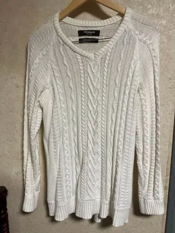 1PIU1UGUALE3 니트 스웨터 화이트