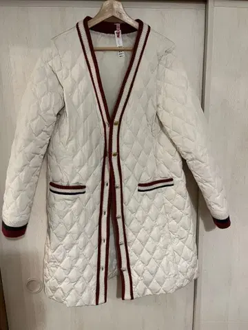 dinos 디노스 다운 코트 LXL 골드 버튼 소클로스 화이트