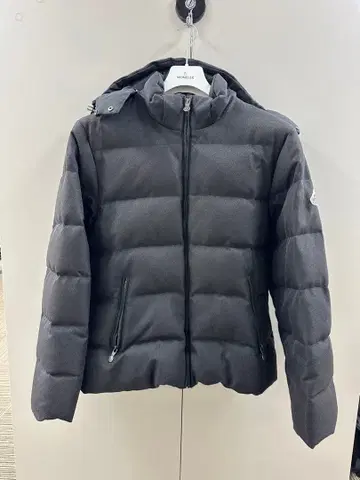 PYRENEX 남성용 다운 그레이 L 사이즈