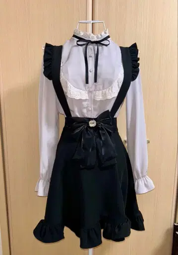 지뢰계 Evelyn 프릴 셋업 지뢰계