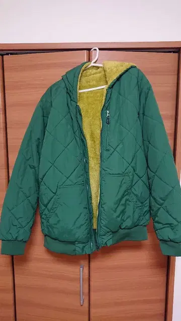 그린 플리스 안쪽 자켓