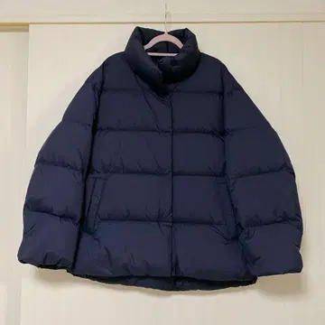 [ UNIQLO ] 울트라 라이트 다운 코쿤 자켓 네이비 M
