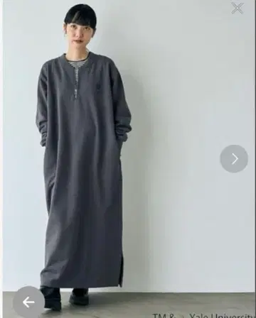 가격 인하. YALE 별주 로고 프린트 하프 지퍼 원피스