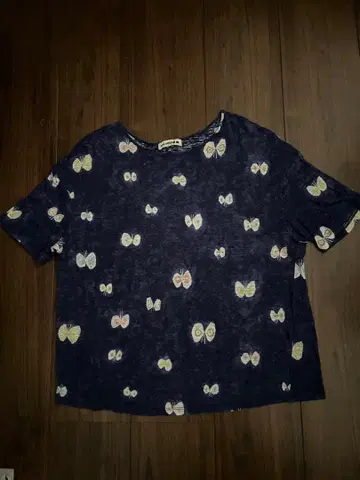 미나 페르호넨 하나하네 반팔 T셔츠