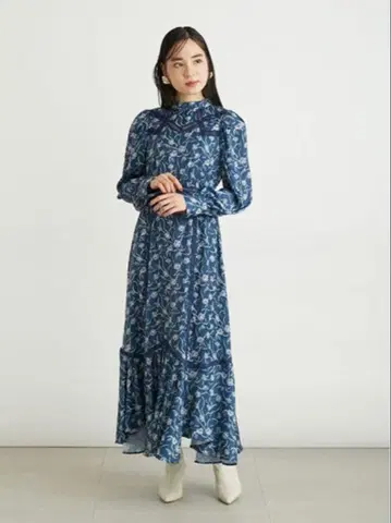 LILY BROWN 꽃무늬 라인 원피스